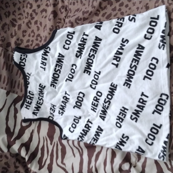 GARANIMALS TANK TOP SIZE 4T I WOULD SAY ITS SMALL XS 4 MY SON IS SMALLER FIT GOO - Picture 3 of 5